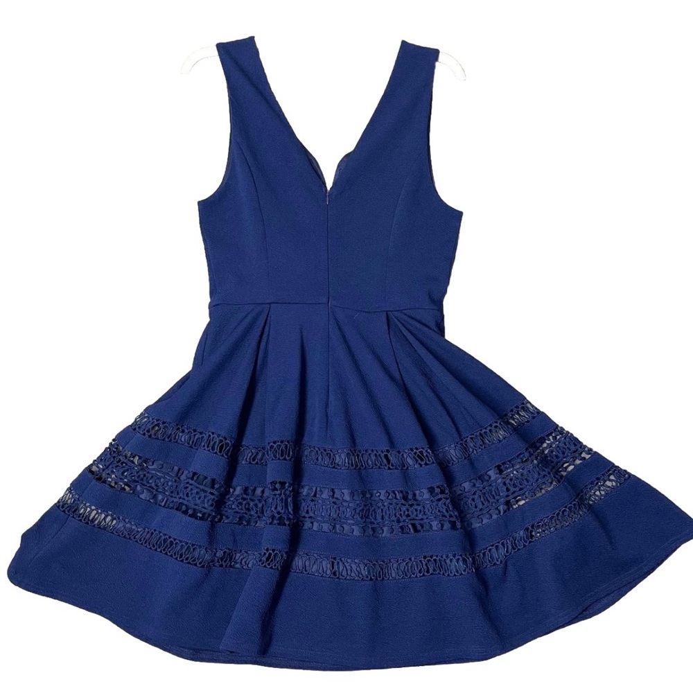 Annabella Sleeveless‎ Dress Navy Blue Large V Neck Fit & Flare Stretch Crochet